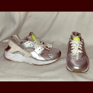 Nike Huarache run (6Y)